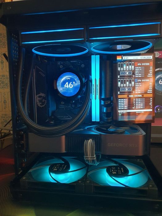 Корпус Jonsbo TK-1 с системой водяного охлаждения ID-cooling SL240