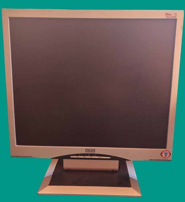 Monitor LCD CTX 17 inci (in stare buna)