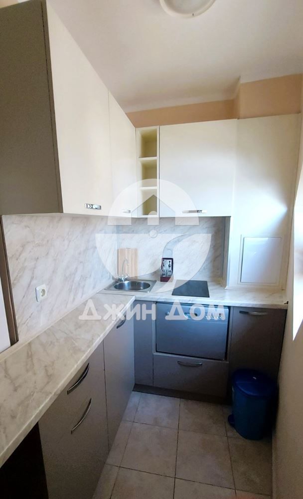 Продава се Тристаен апартамент в к.к. Слънчев бряг - 99 кв.м за 884 €/кв.м - Снимка #2