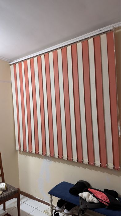 Жалюзи на окно в прихожую коридор