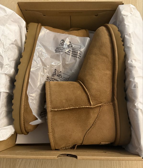 UGG Mini classic 39