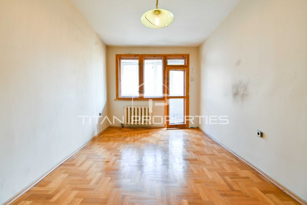 Продава се Тристаен апартамент в София, Хладилника - 106 кв.м за 3010 €/кв.м - Снимка #1