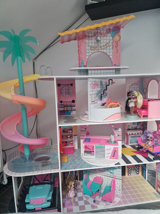 Casuta lol cu tot cu papusi