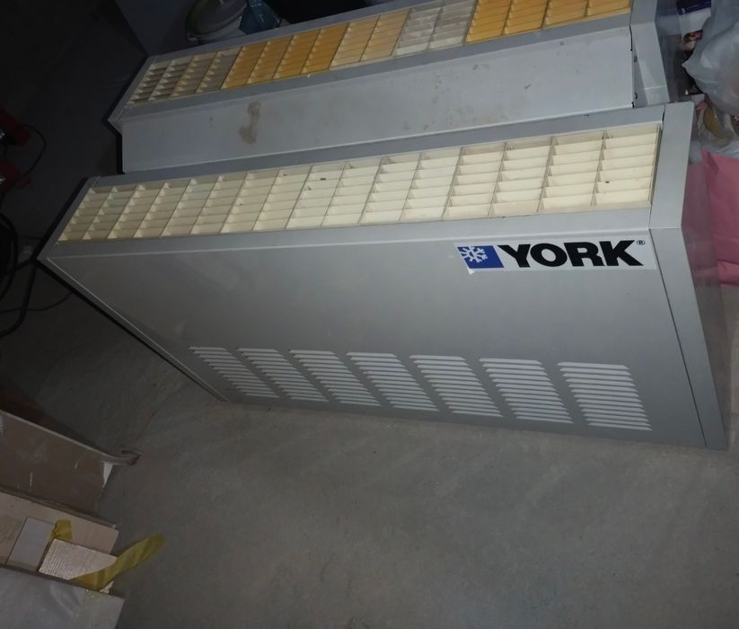 York  Напольный Фанкойл