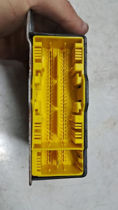 Calculator modul airbag a1669002103 Mercedes-Benz ML W166 [2011 - 201