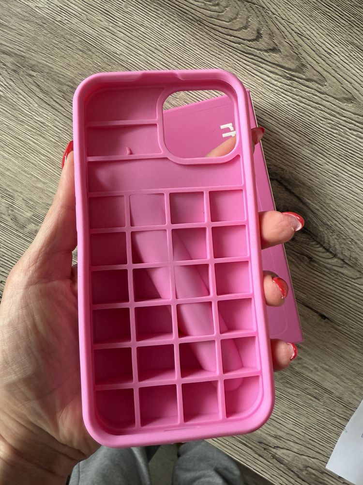 rhode - Калъфче за Iphone 13/14 и 15 + lip tint