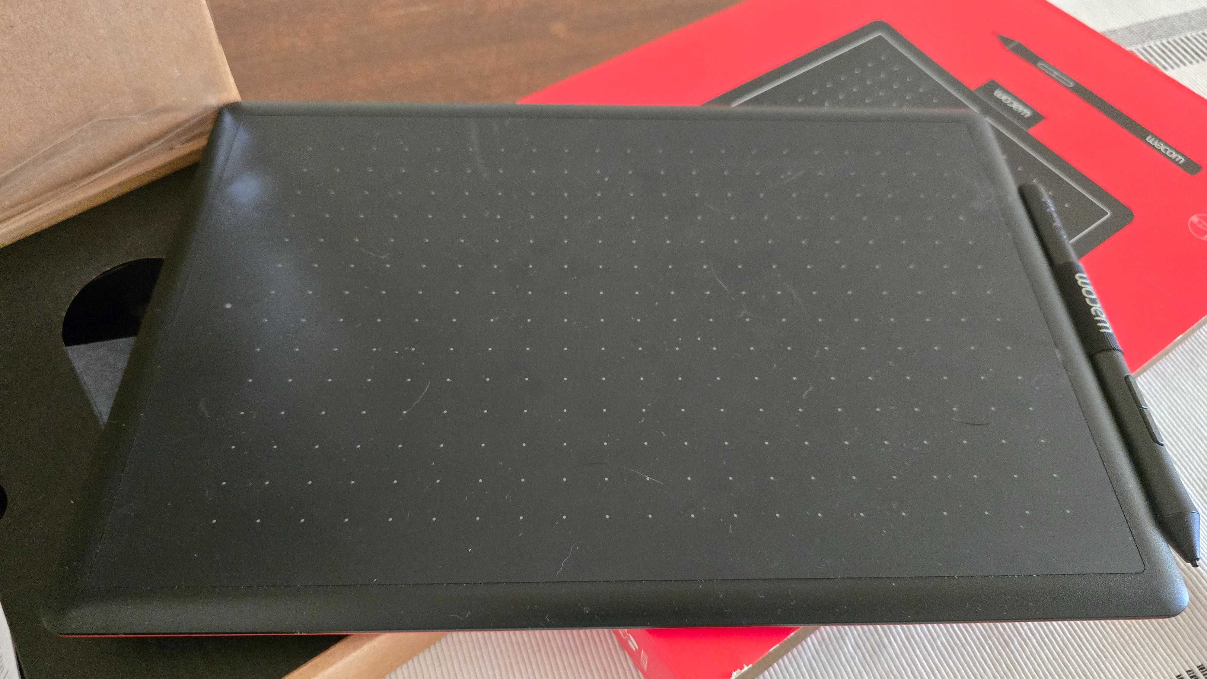 Графичен таблет Wacom One CTL-672