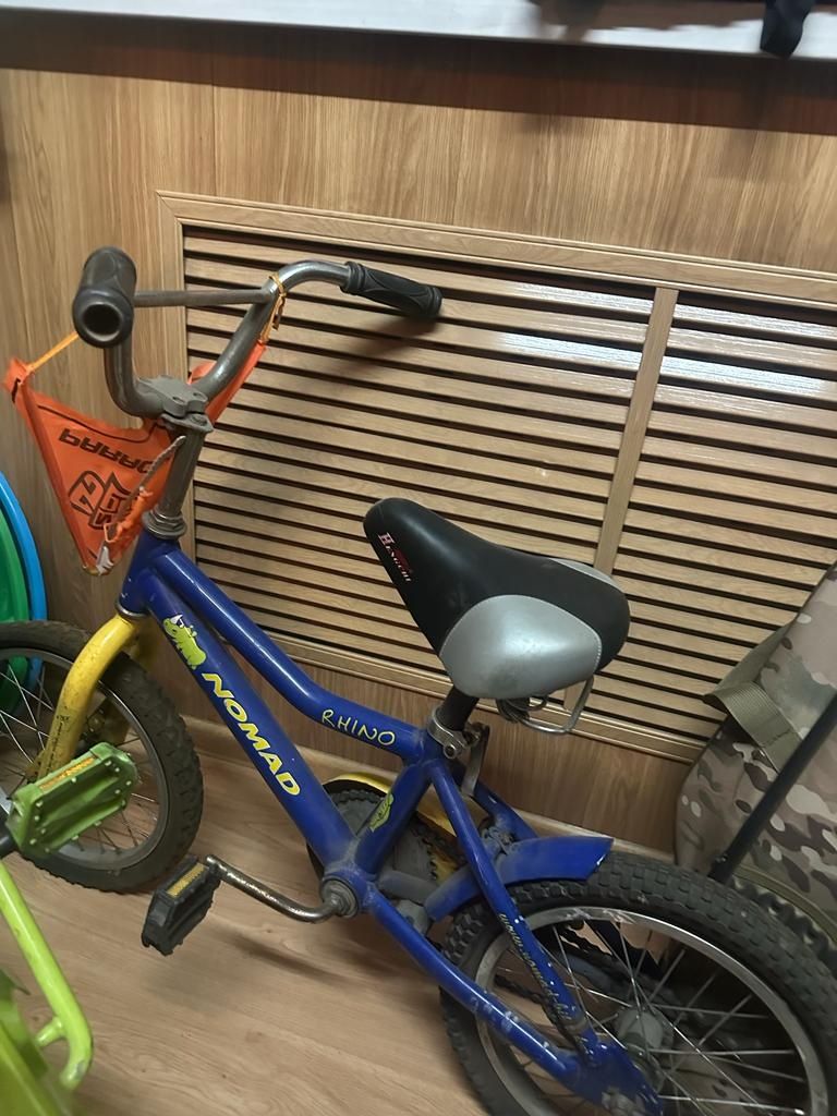 Детский маленький велосипед