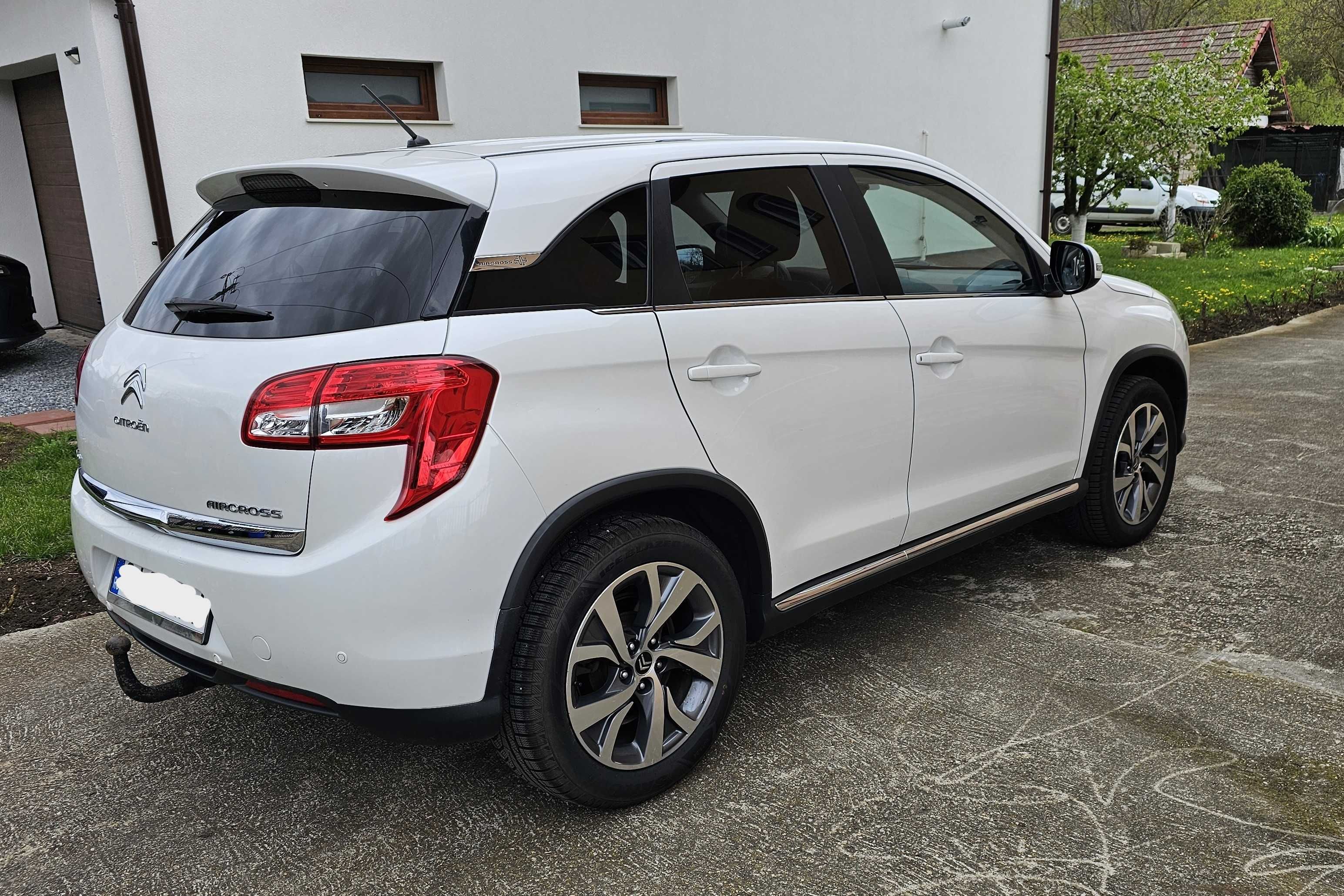 2013 Citroen c4 Aircross 1.8 diesel cutie manuala