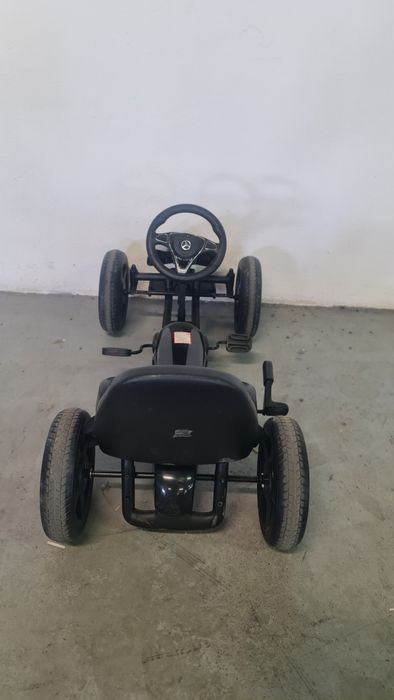Kart Mercedes cu pedale pentru copii