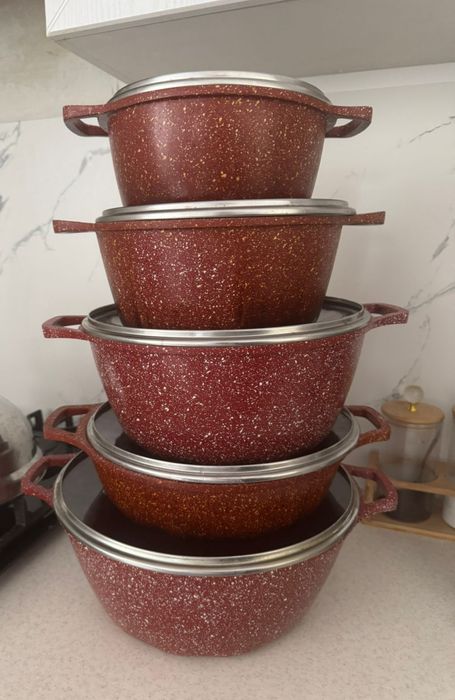 Продам набор казанов