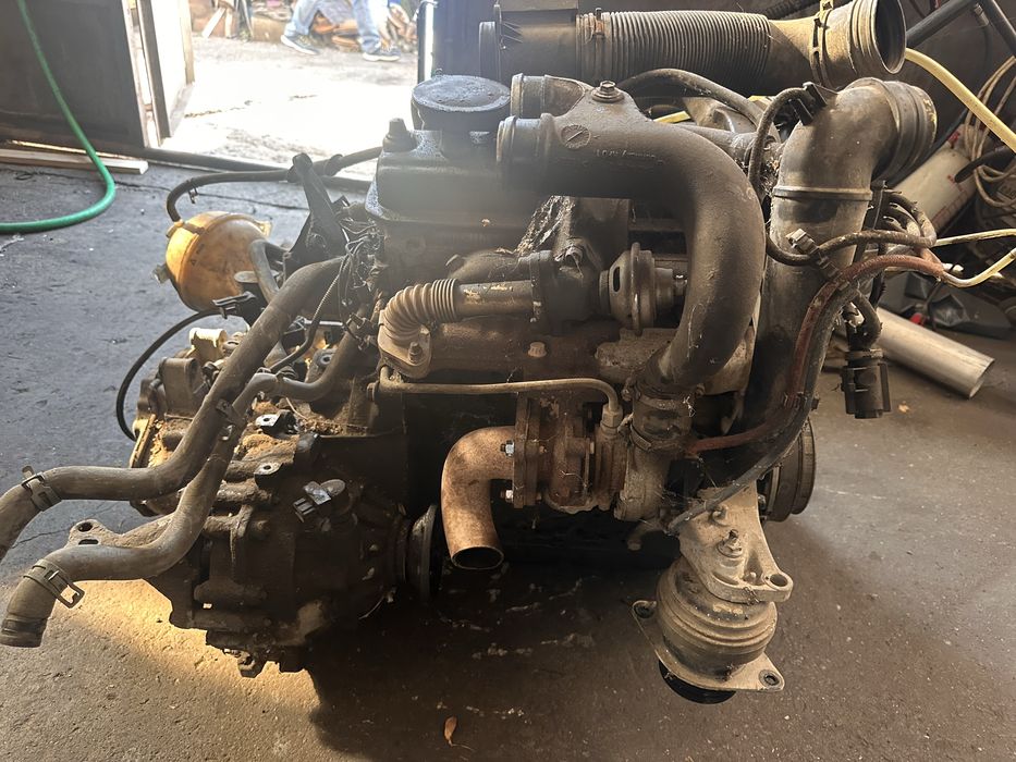 Напълно оборудван  1.9tdi 90 коня  golf 3 passat 3