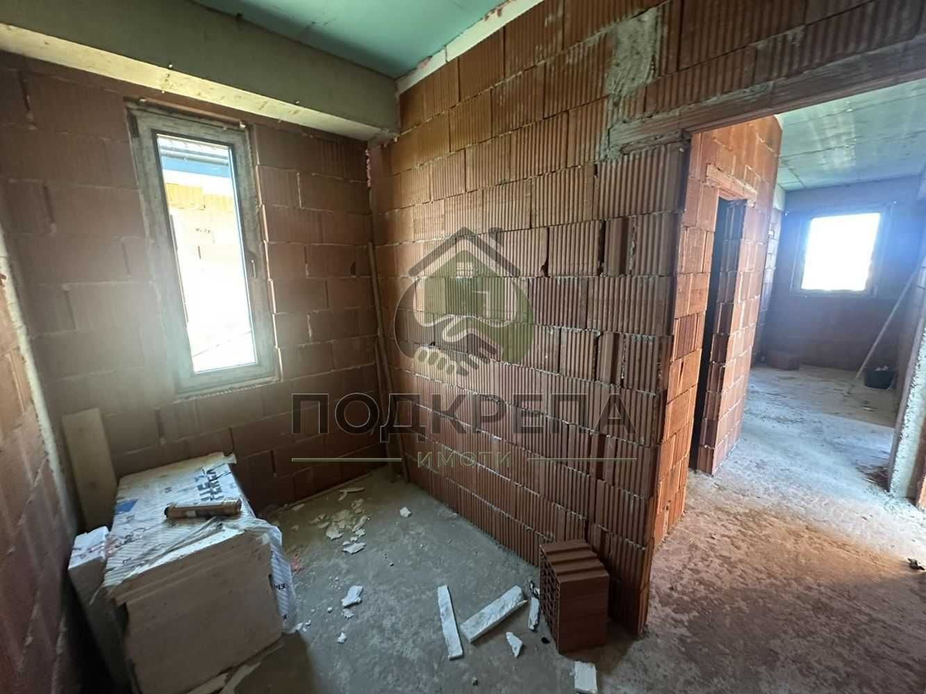 Къща в Пловдив, област-с.Труд площ 173 цена 259000