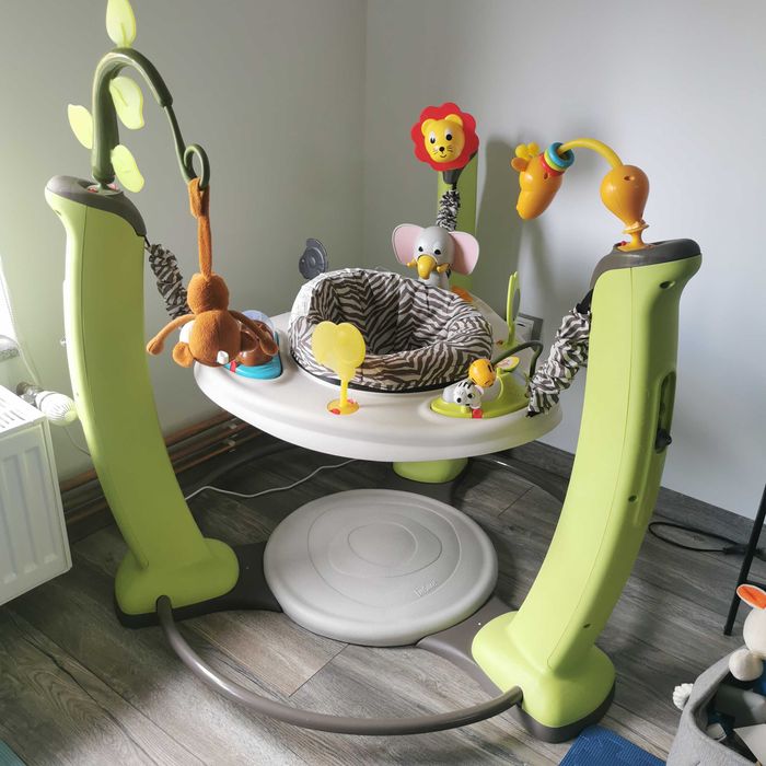 Jumper Centru activitati