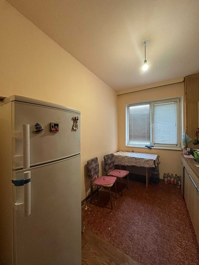 Продава се Тристаен апартамент в Пловдив, Остромила - 68 кв.м за 1603 €/кв.м - Снимка #2