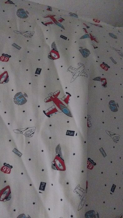 Продаеться фланелевая(бумази) и х б ткани.