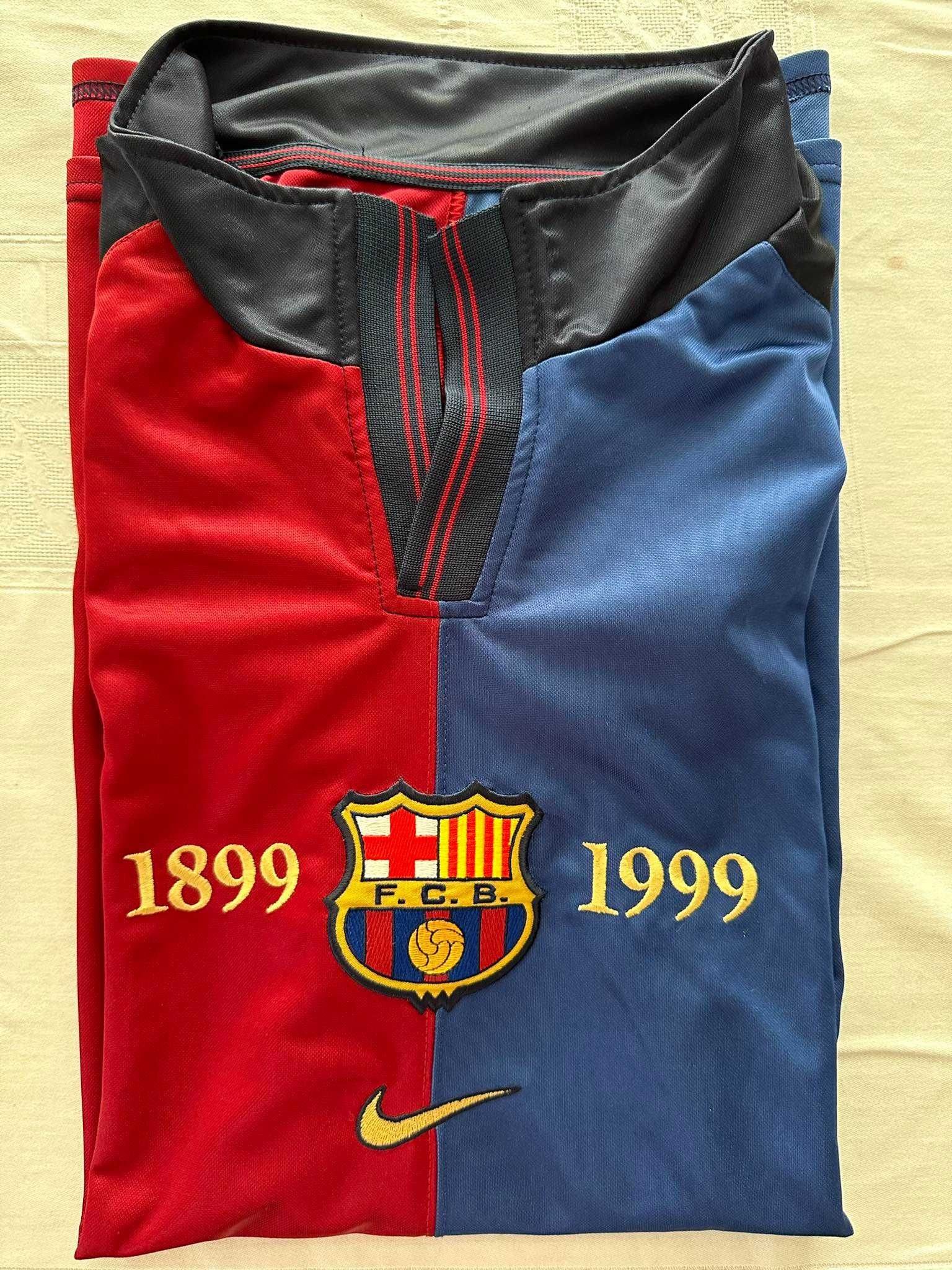 Оригинален екип на Барселона от 1999 година (100 години Барселона)