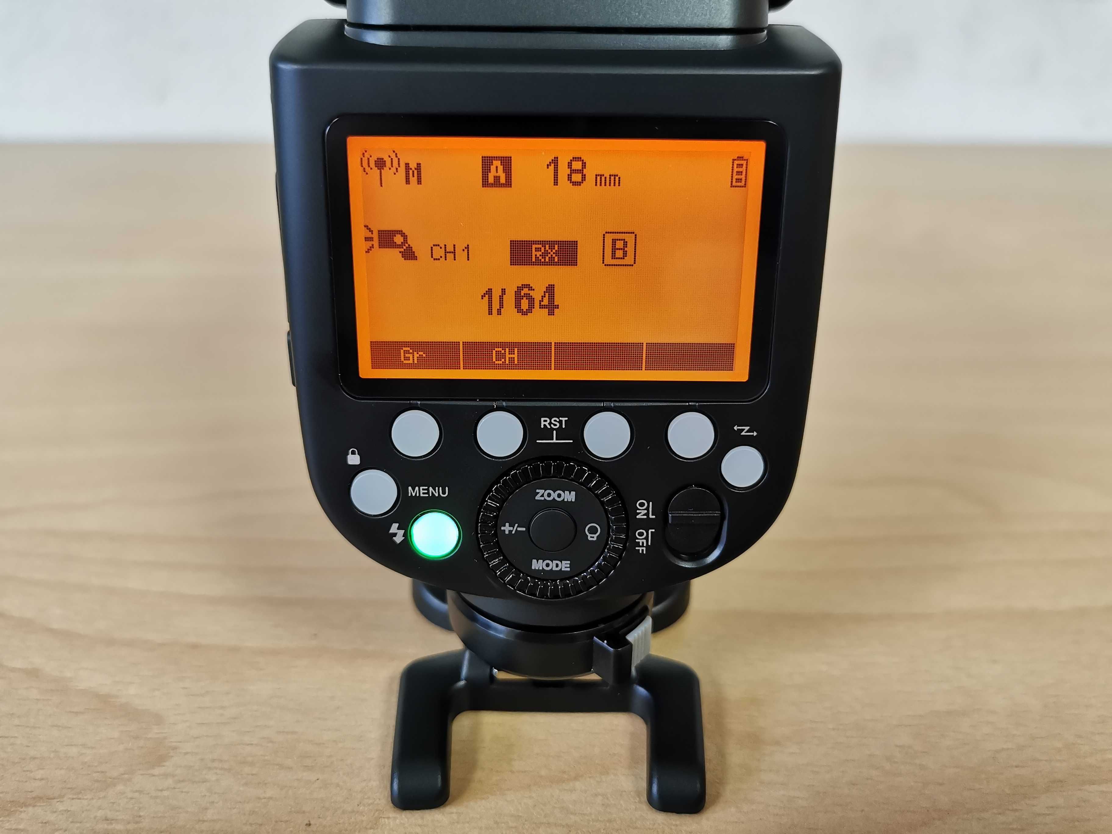 Godox V1 Pro (F) светкавица за фотоапарати Fuji