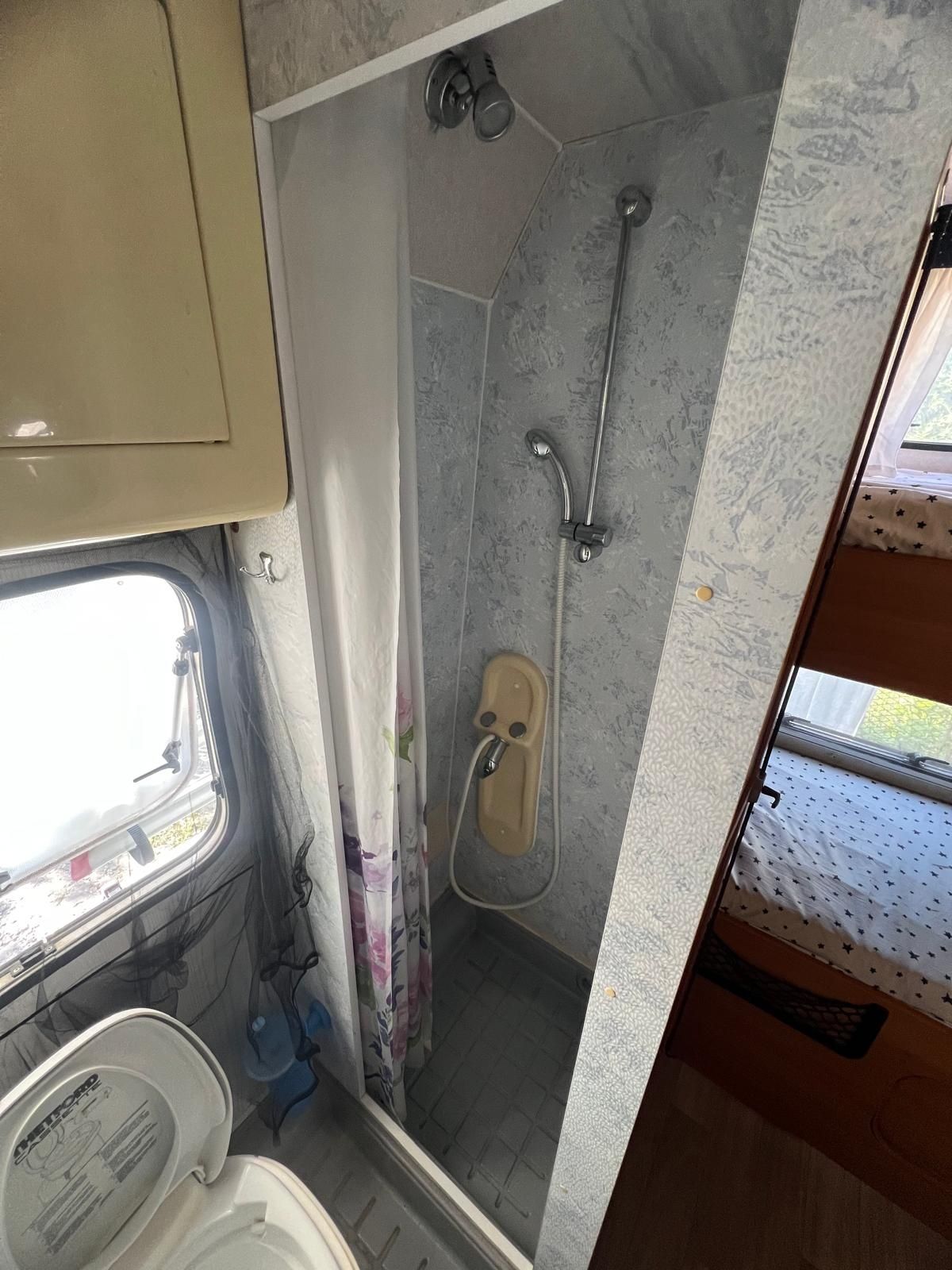 Autorulota fiat Ducato 2001 6 locuri in mers