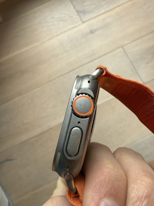 Apple Watch Ultra 1