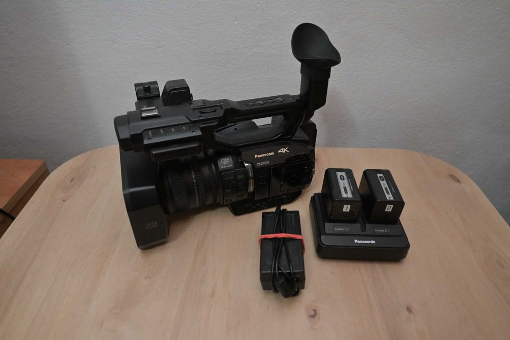 Vind gh5 camera video Panasonic UX AG 90 obiectiv Nikon  24-70 F.2.8