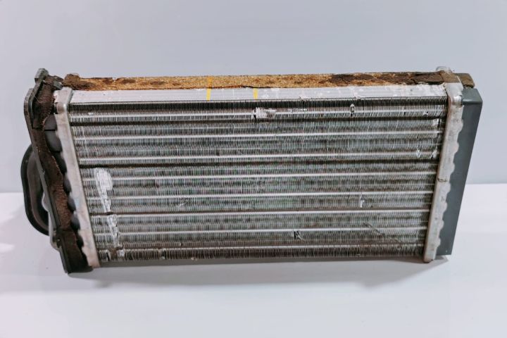 Radiator Incalzire  8D1819031B Volkswagen VW Passat B5