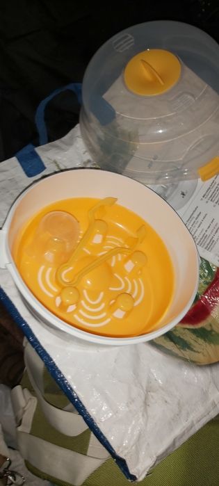 Sterilizator biberoane microunde Beuer