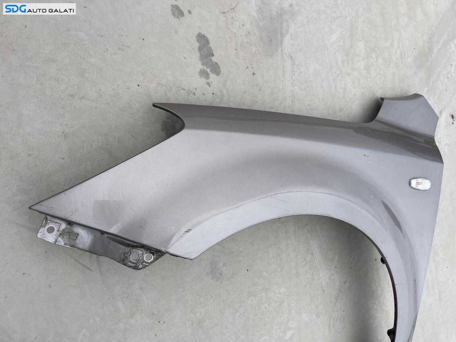 Aripa Stanga Fata cu Defect Kia Ceed 2007 - 2013 [DZ0189]