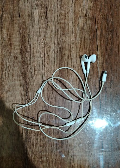 iphone 11 nalushnik