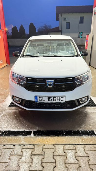 Dacia Logan 2017 luna a 6 a