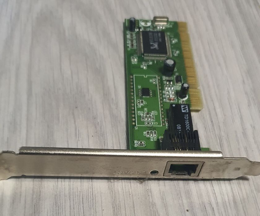 Продавам мрежова карта PCI Ethernet LAN