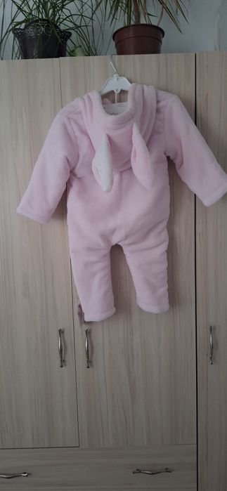 Бебешки пухен гащеризон Зайче