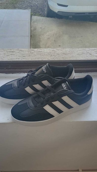 Adidasi ADIDAS Nr 42