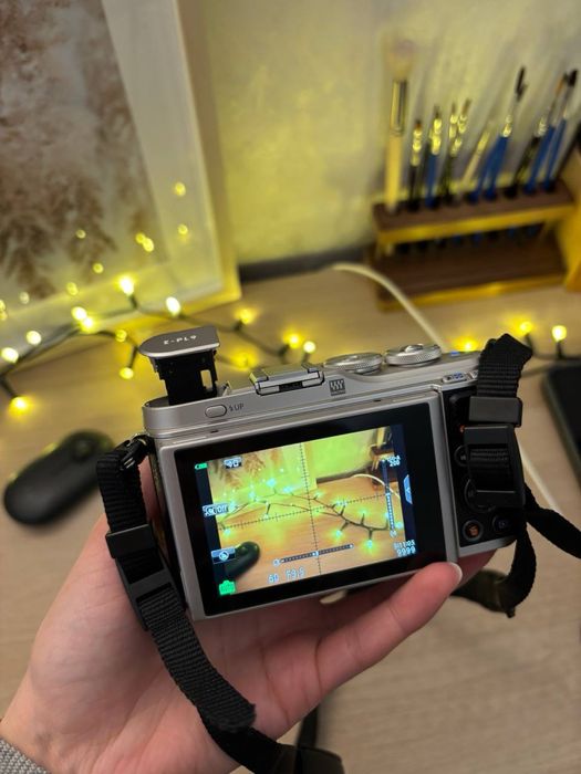 Olympus E-PL9 Aparat Foto Mirrorless 16MP MFT 4K Kit 14-42mm F3.5-5.6