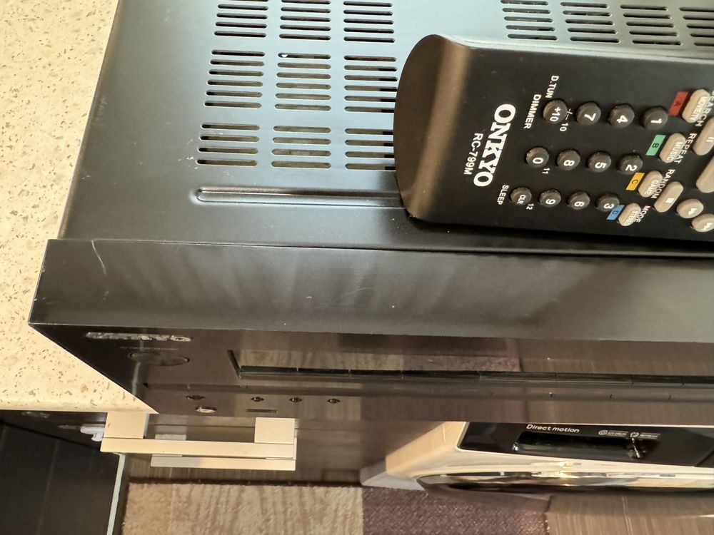 Onkyo HT-R693 Bluetooth Wi Fi Качествен ресивър