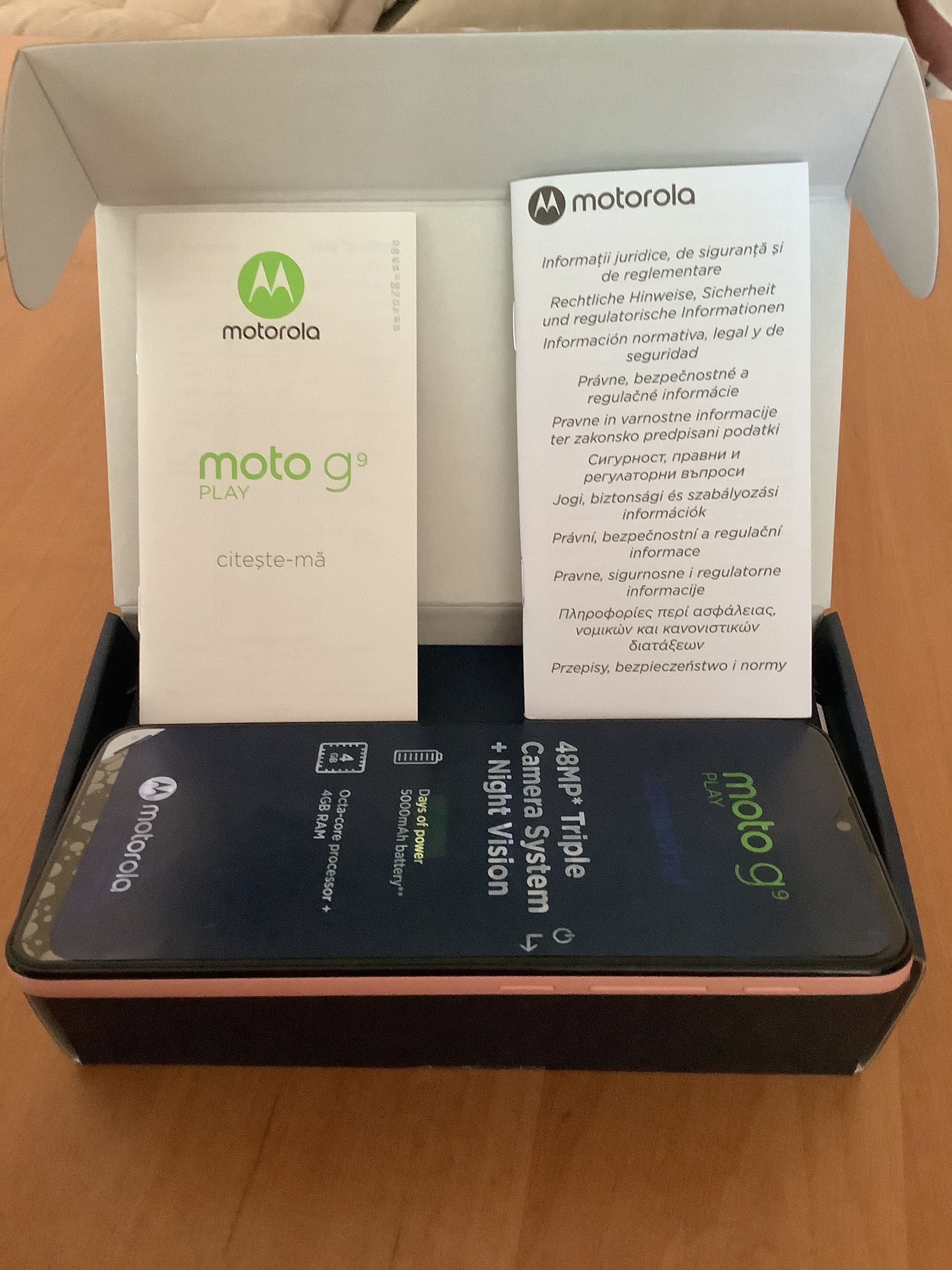 Смартфон Motorola Moto G9 Play, 64 GB