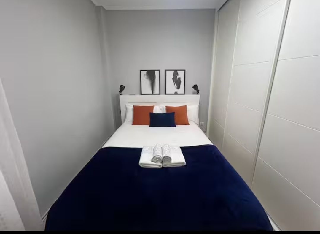 Închiriez apartament
