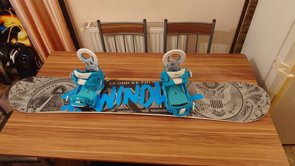 Placa Snowboard Nitro Swindle 148 cm cu legaturi Nitro M