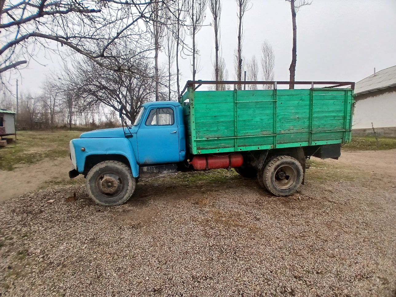 Газ 53 сотилади метанда