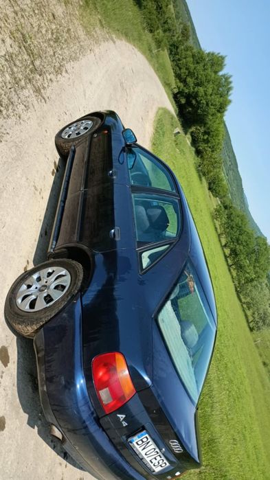 Vând Audi A4 B6 1000€ negociabil