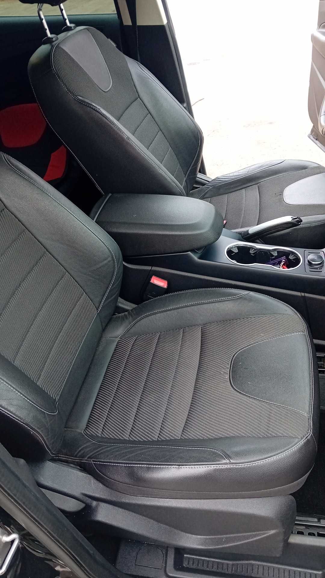 Se vinde,Ford kuga 2013