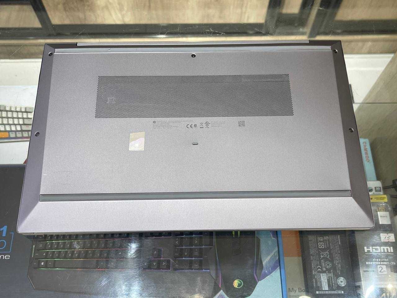 HP ZBook Firefly 15 G8 Core i7-1185G7 ram 16 ssd 256 Quadro T500 4gb