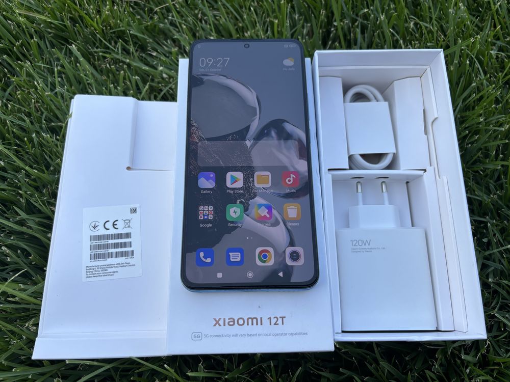 Xiaomi 12T 8GB RAM 128GB stocare in stare foarte buna Original
