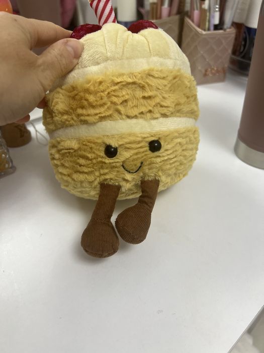 Jellycat cake _plus