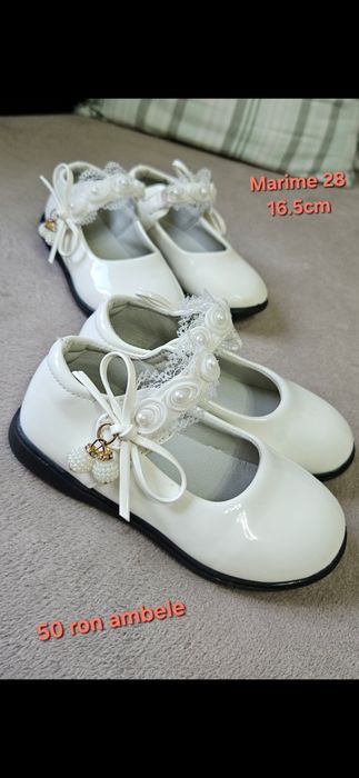Pantofiori fetite