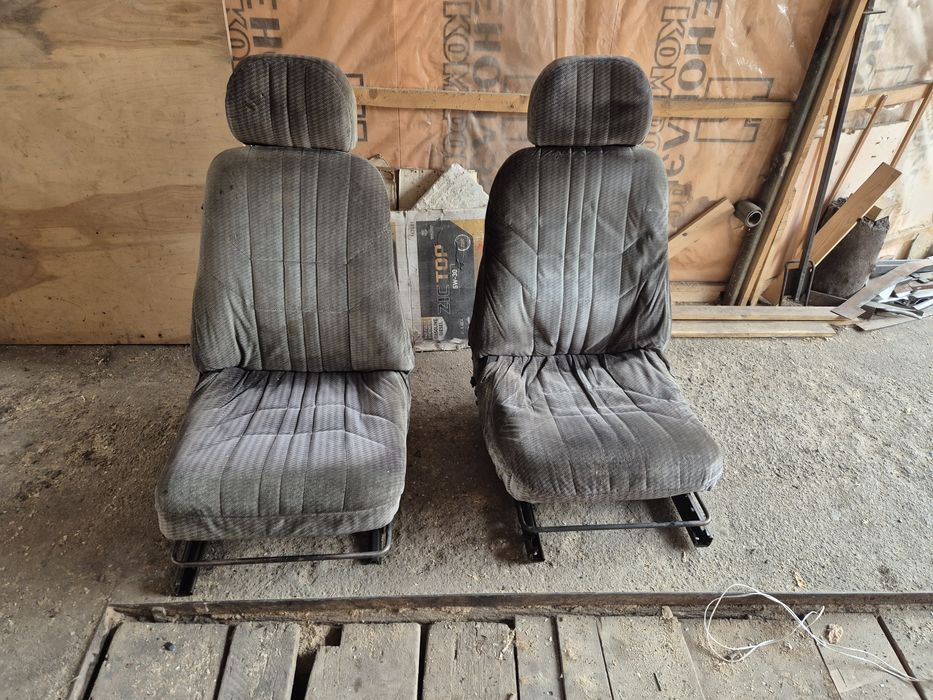 Продам сидения на ниву 21213 с 2000 года