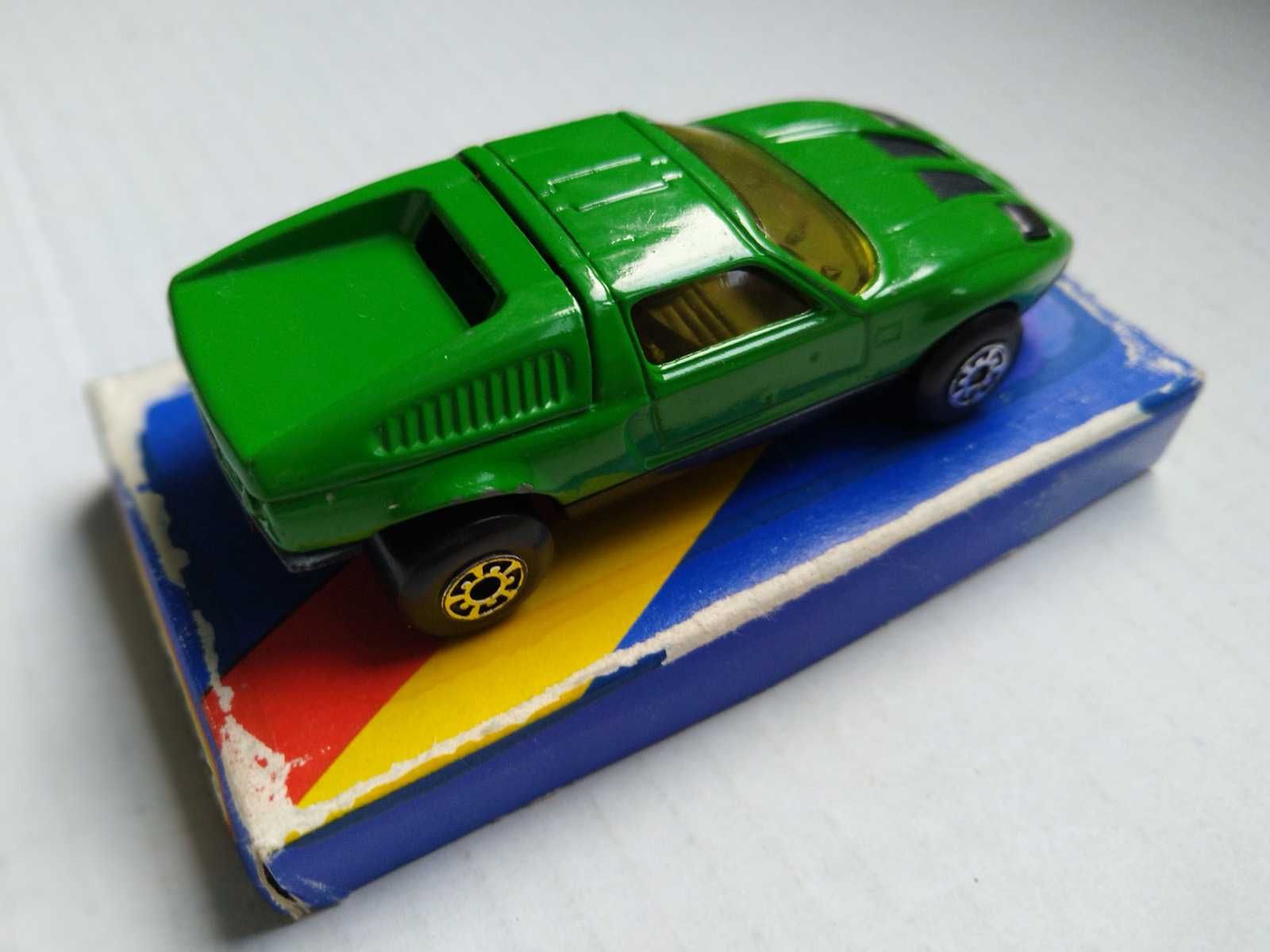 Продавам стара метална количка Mercedes C 111 от Matchbox Мачбокс