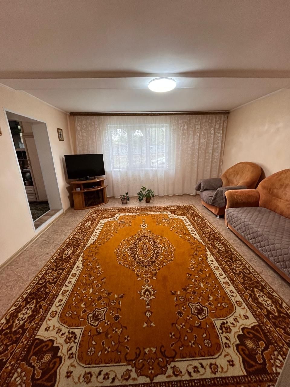 Продам деревянный дом в центре, ул.Муканова 92