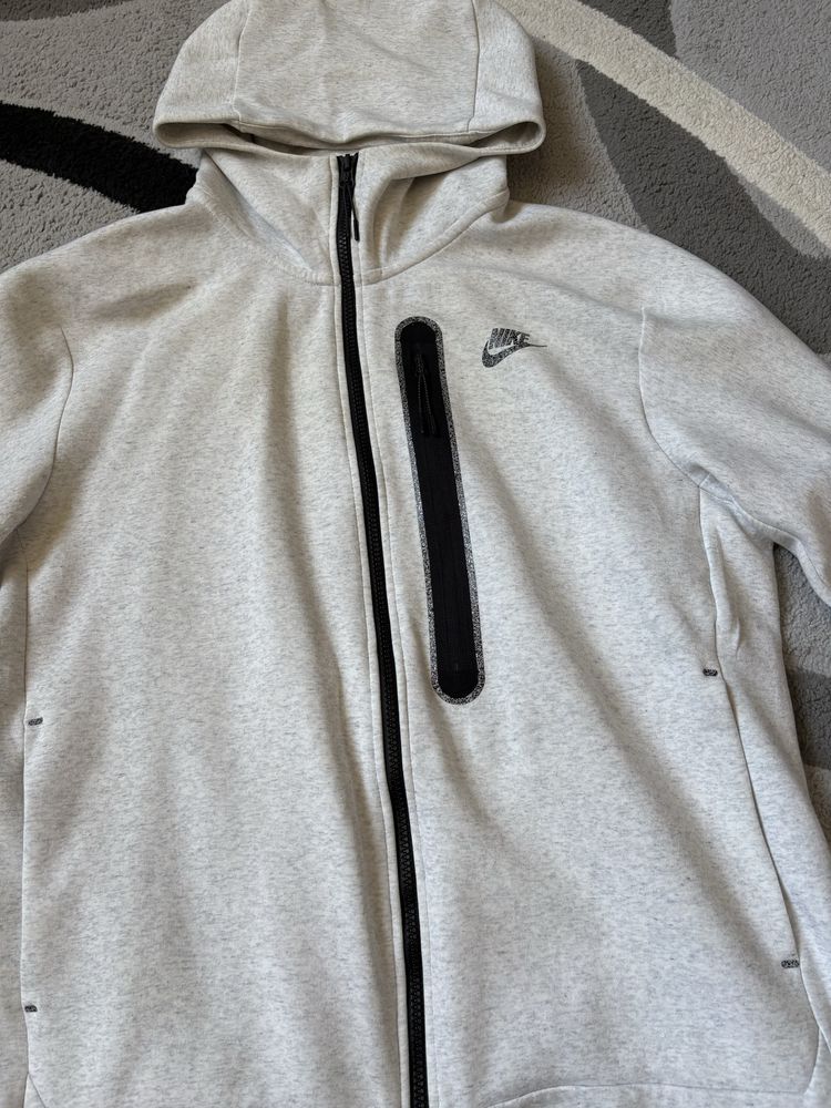 Суитшърт Nike Sportswear Tech Fleece