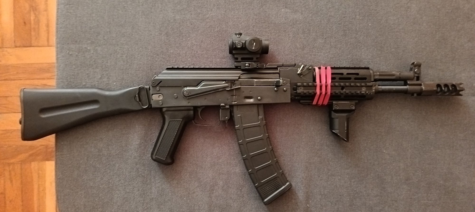 Airsoft / Еърсофт E&L AK105